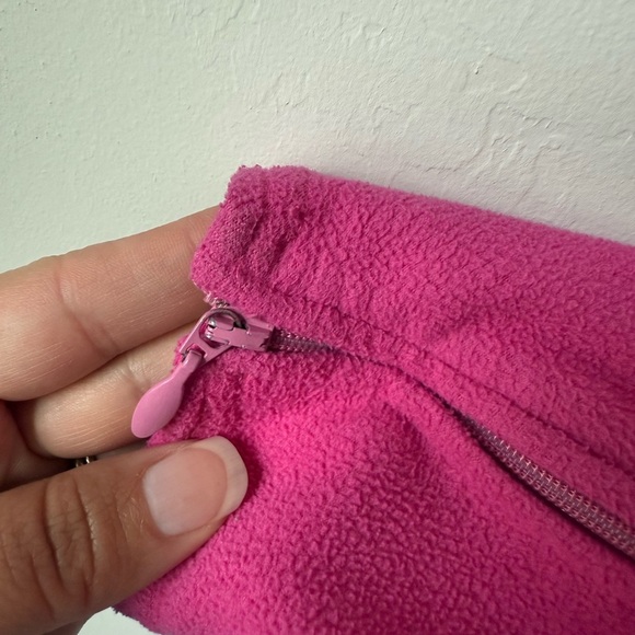 YK2 Nike Women's Vibrant Pink Utility Fleece Jacket - Picture 6 of 7